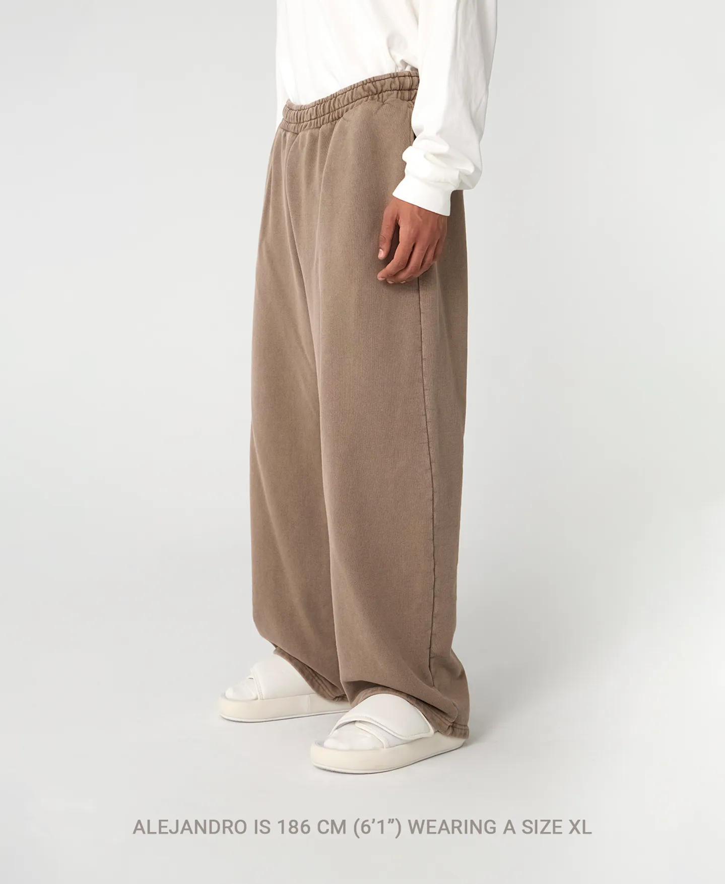 600 GSM 'Vintage Gray' Straight-leg Pants