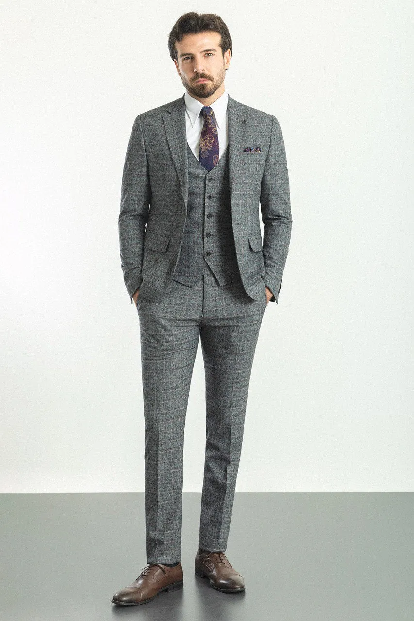 Bojoni Trivento  Gray Plaid Slim Fit Suit