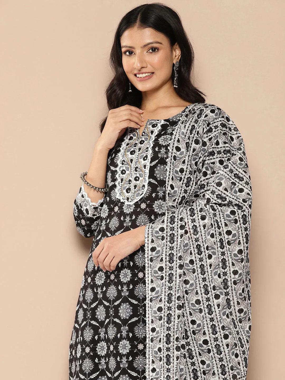 Floral Printed Regular Pure Cotton Kurta With Trousers & With Dupatta