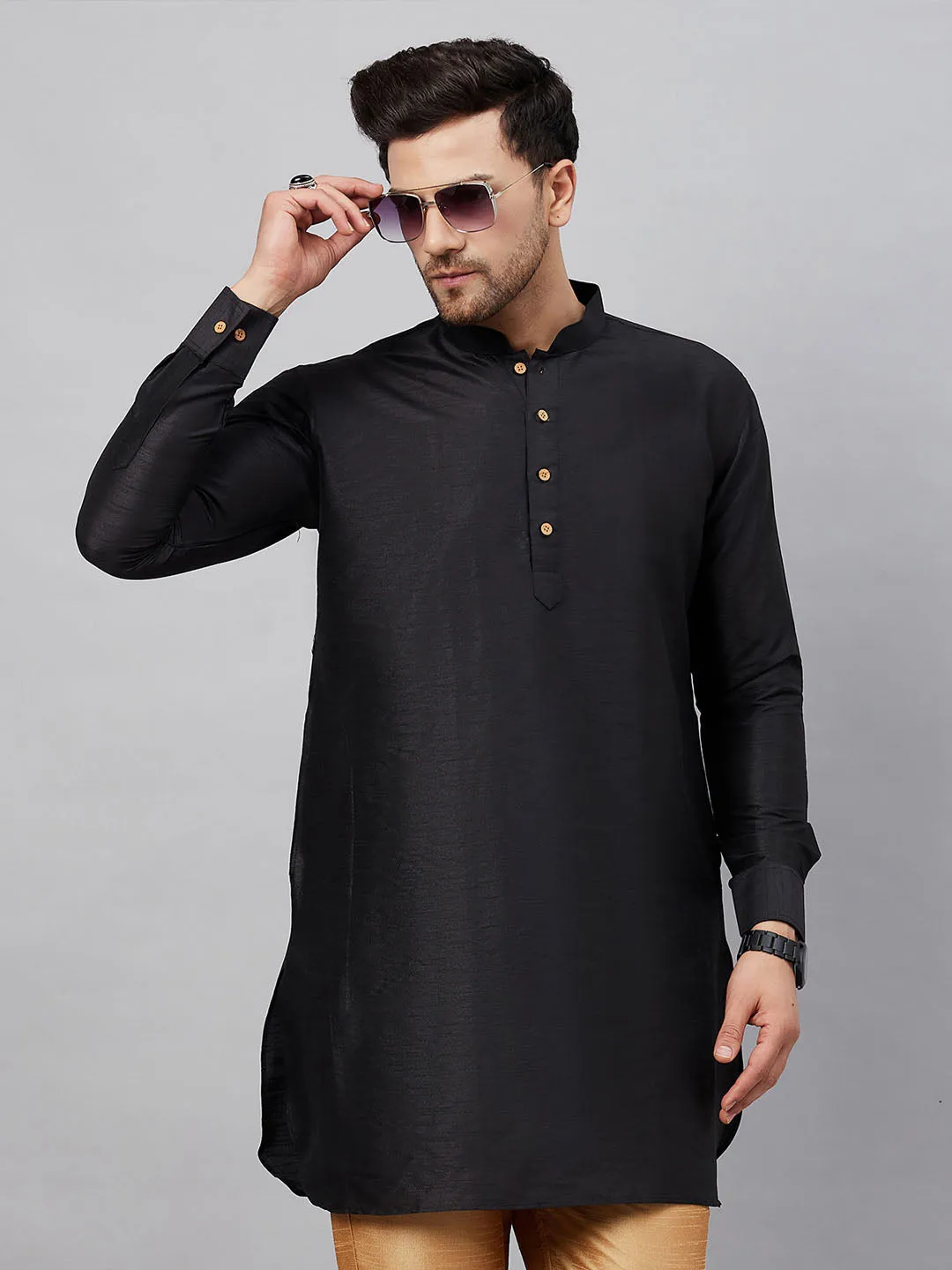 Jashvi Men's Black Silk Blend Curved Kurta