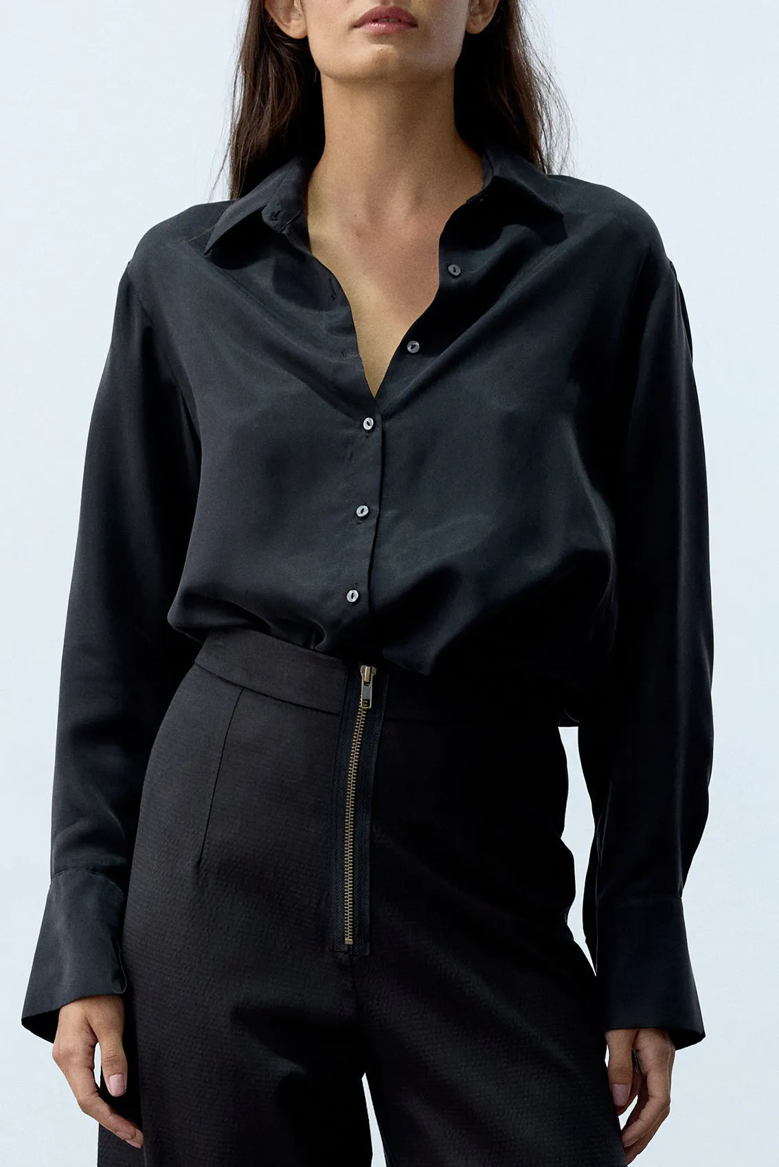 Pointed Collar Blouse Cupro - Ónix