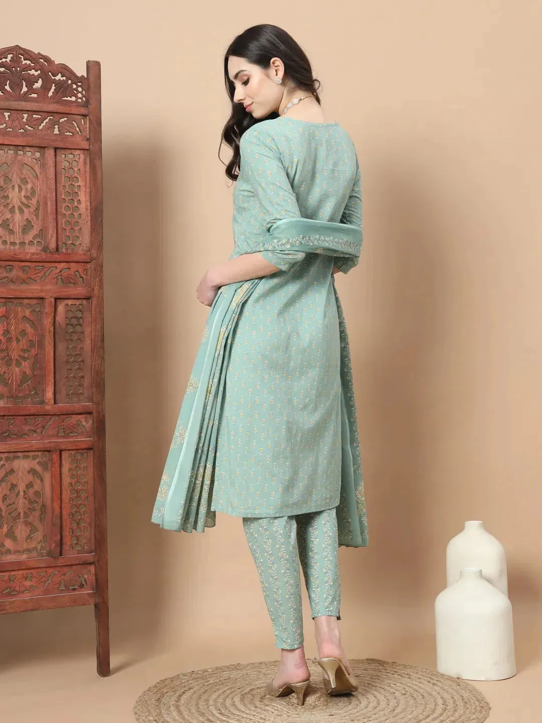 Sea Green Ethnic Motifs,Thread_Work Straight Kurta Trouser And Dupatta Set