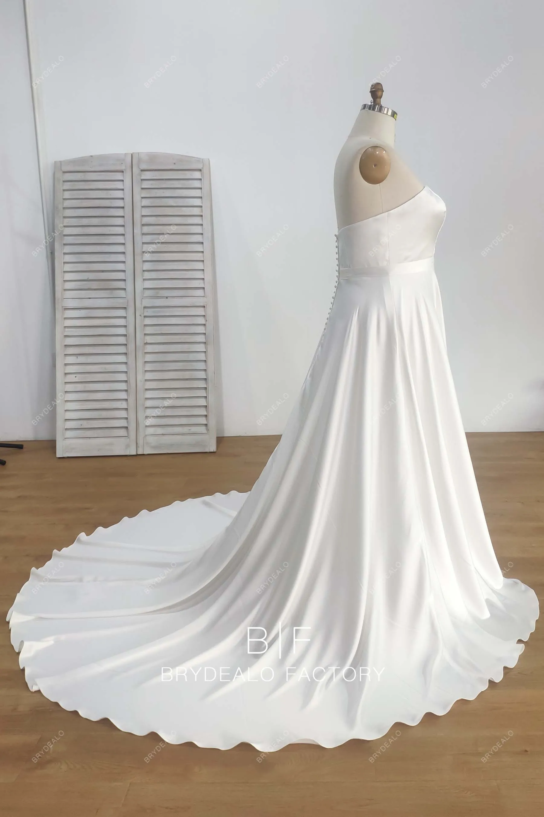 Simple Strapless Satin Elegant Plus Size Destination Wedding Dress