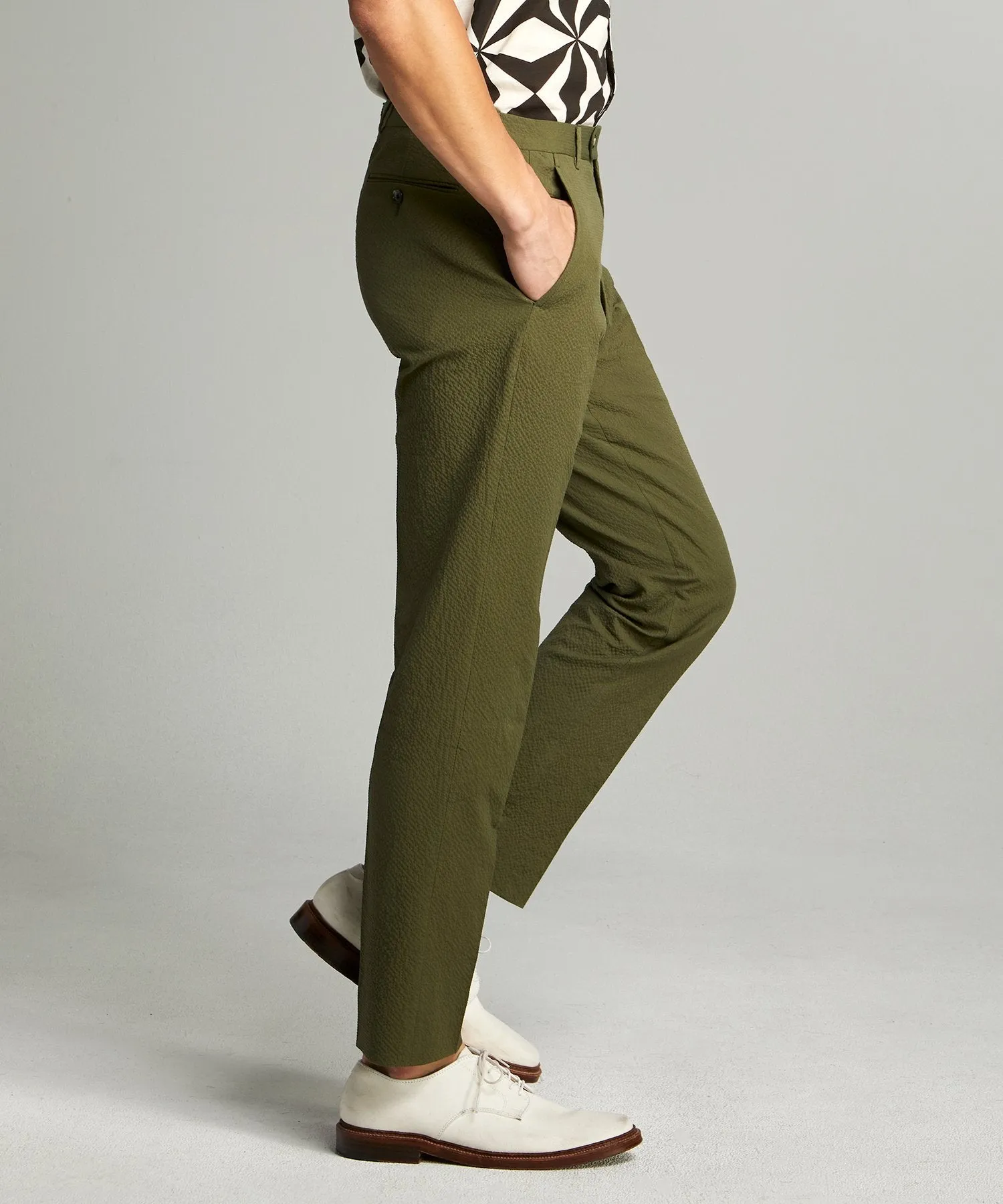 Sutton Seersucker Suit Trouser in Olive