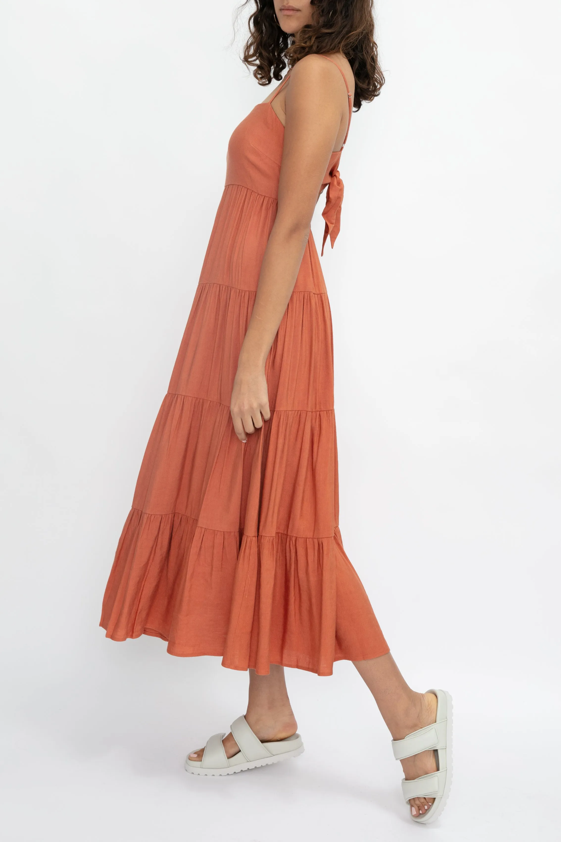 Veda Tiered Dress in Auburn